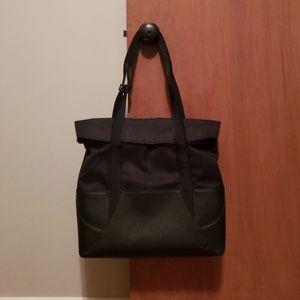 Lululemon Throw & Go Tote